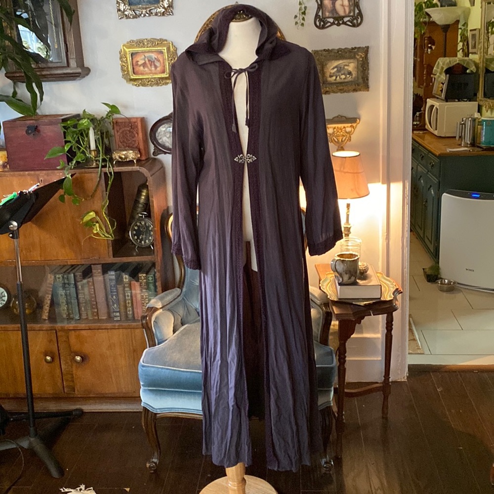 Holy clothing sleeved cloak. Size M.